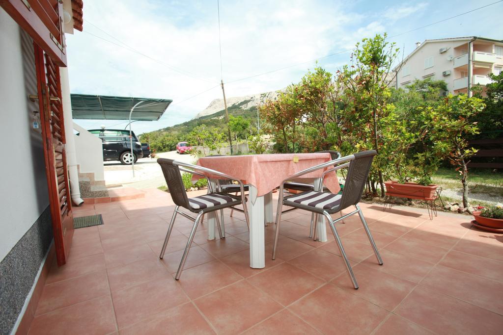 Apartments Reljic With Terrace Baška Extérieur photo
