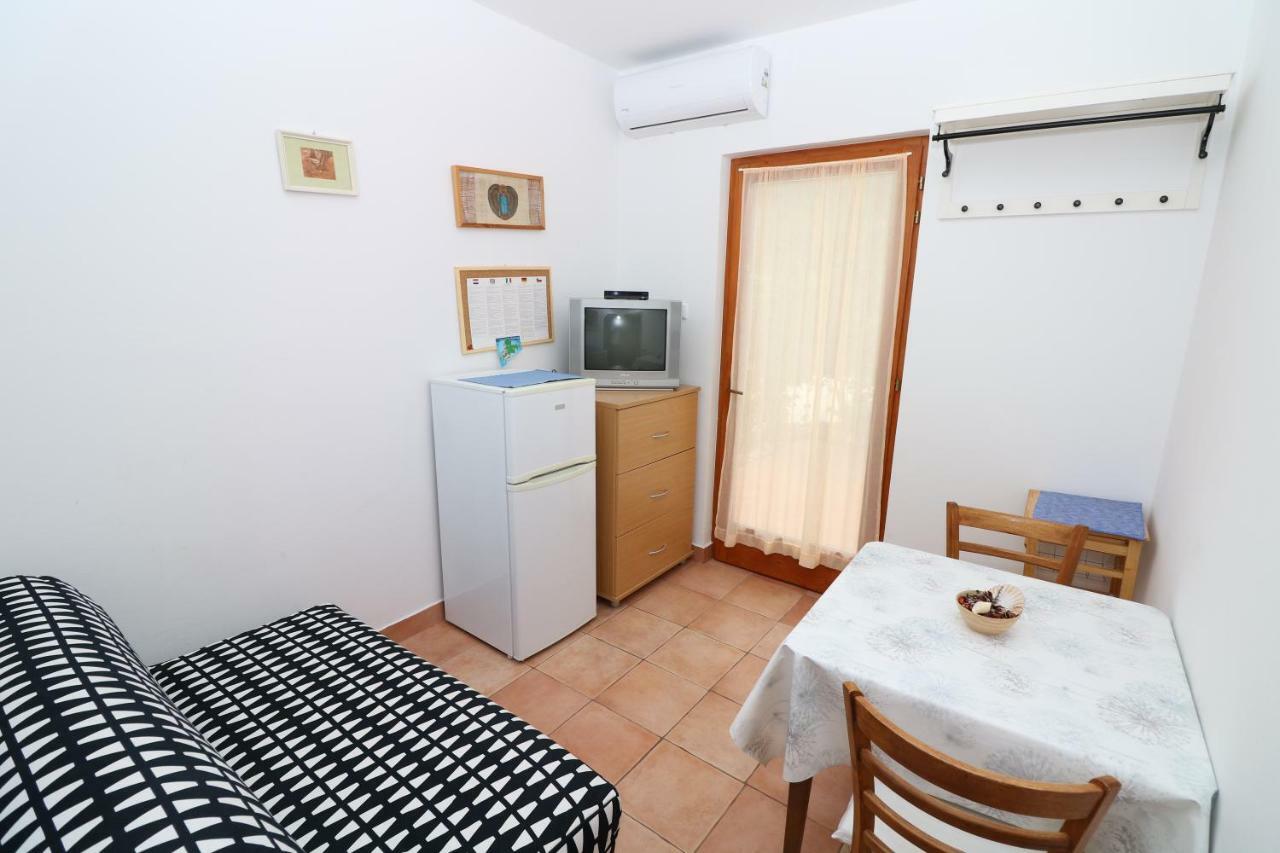 Apartments Reljic With Terrace Baška Extérieur photo