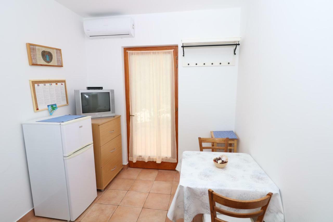 Apartments Reljic With Terrace Baška Extérieur photo